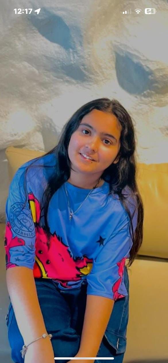 Fsiblog Desi MMS Beautiful Punjabi Teen Girl Boobs Pressing And Blowjob In Car with lover part 1