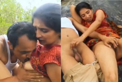 Free Desi sex video of randi milf village bhabhi with mukhiya for money