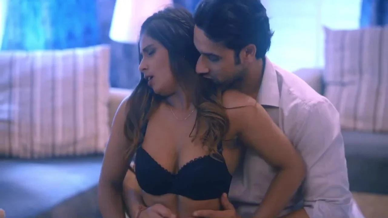 Rajamandee 2024 Hindi Waah Originals Porn Web Series Ep 03