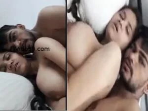 FSIblog3 Selfie viral sex mms video of big boobs Indian nude girlfriend