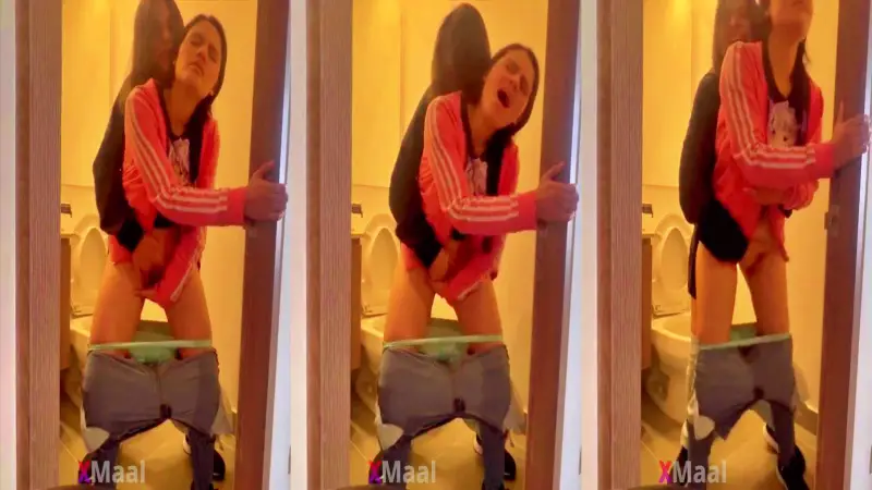 Kamababa MMS Porn Video Two Lesbian Sister Pussy Fingering In Bathroom