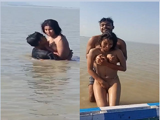 fsiblog xxx mms Bangla village randi outdoor sex with group of boys in river